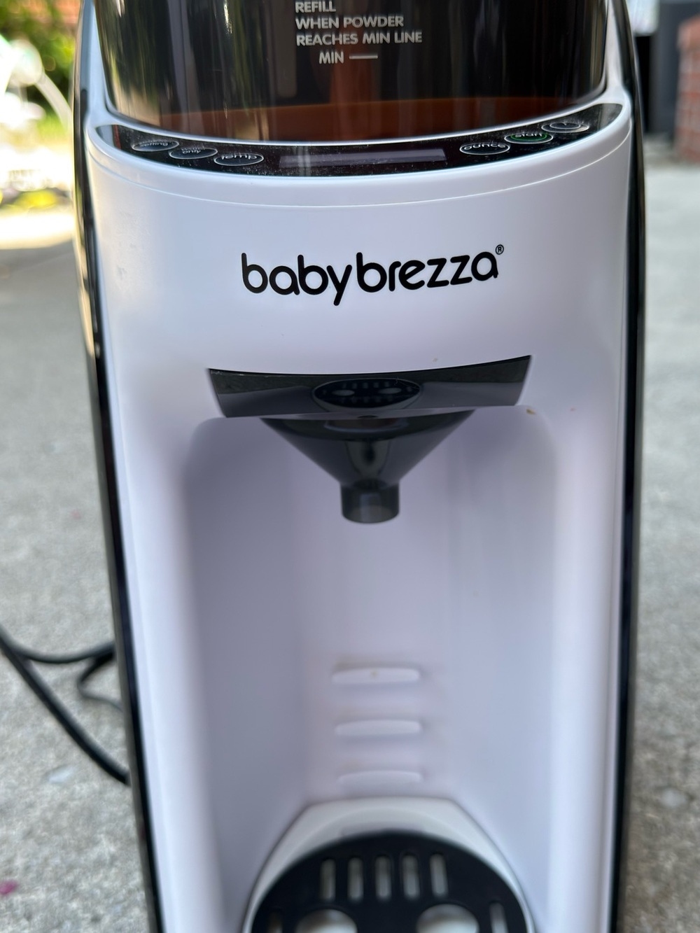 Baby Brezza Formula Pro - White Automatic Formula Dispenser
